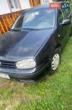 Хетчбек Volkswagen Golf 2001 в Коломиї