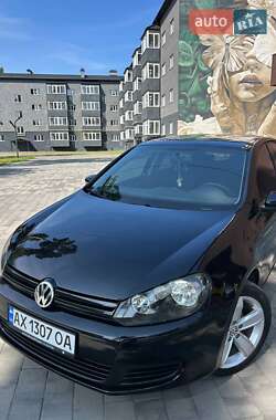 Хетчбек Volkswagen Golf 2010 в Охтирці