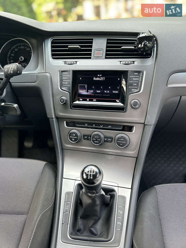 Універсал Volkswagen Golf 2014 в Трускавці