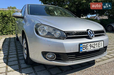 Хэтчбек Volkswagen Golf 2009 в Николаеве