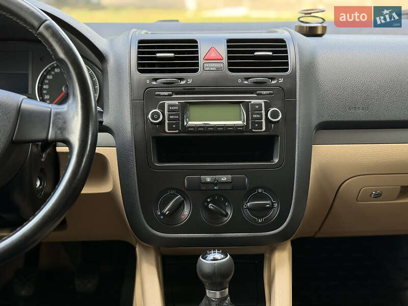 Універсал Volkswagen Golf 2008 в Рівному фото 82 Універсал Volkswagen Golf 2008 в Рівному