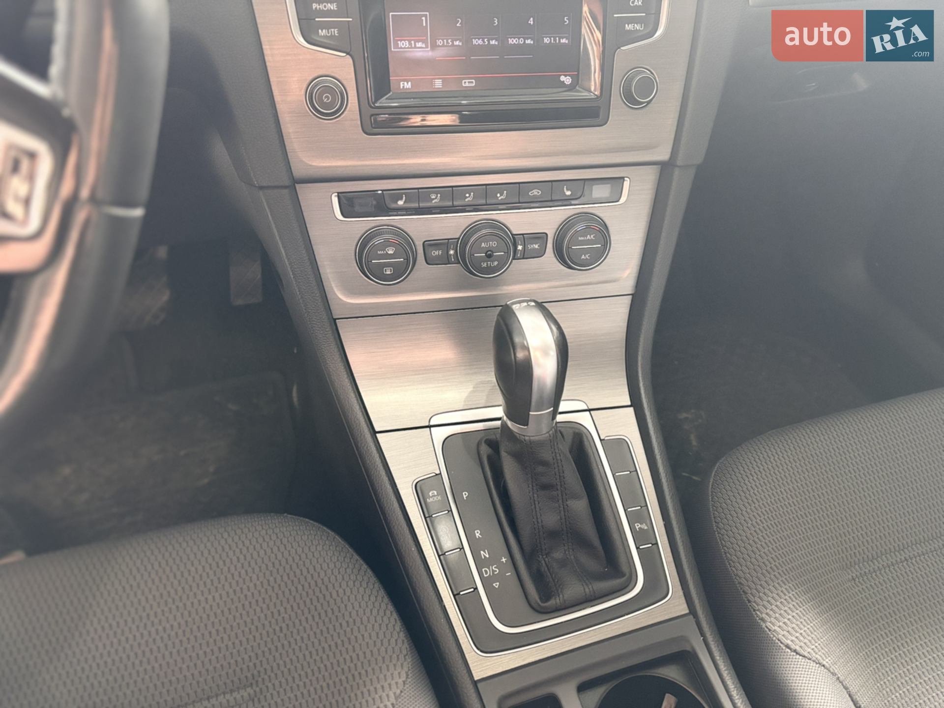 Volkswagen Golf 2013 VIN WVWZZZAUZEP517570 фото оголошення 8 з 12