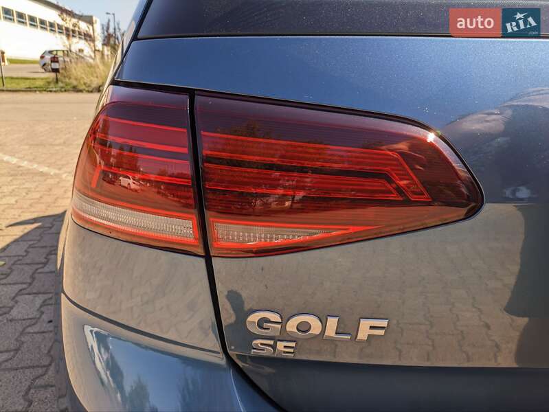 Хетчбек Volkswagen Golf 2018 в Одесі