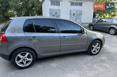 Універсал Volkswagen Golf 2005 в Києві
