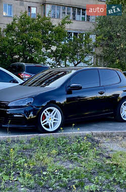 Хэтчбек Volkswagen Golf 2012 в Киеве