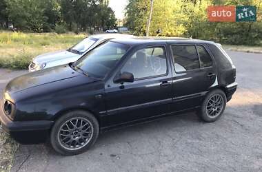 Хэтчбек Volkswagen Golf 1994 в Кривом Роге