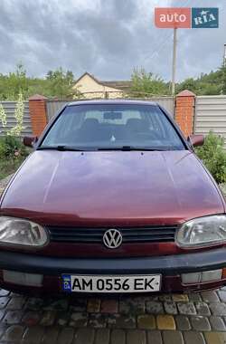 Хэтчбек Volkswagen Golf 1994 в Барановке