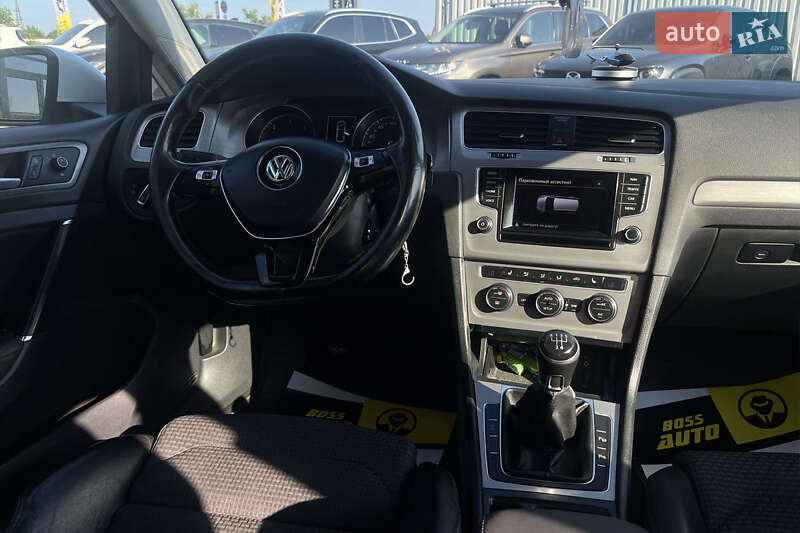 Универсал Volkswagen Golf 2014 в Мукачево