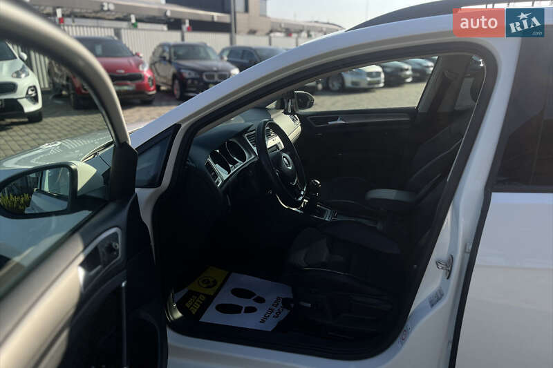 Универсал Volkswagen Golf 2014 в Мукачево