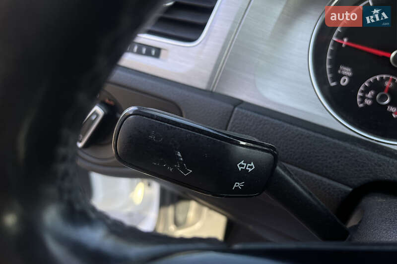 Универсал Volkswagen Golf 2014 в Мукачево