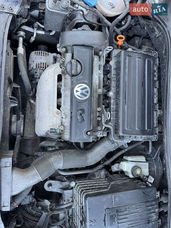 Хэтчбек Volkswagen Golf 2008 в Славуте