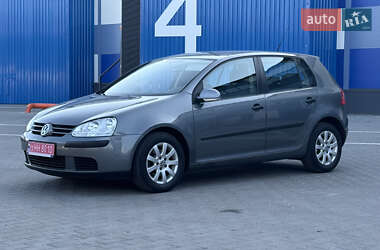 Хетчбек Volkswagen Golf 2006 в Рівному