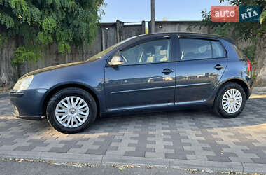 Хэтчбек Volkswagen Golf 2005 в Лубнах