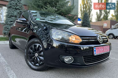 Хетчбек Volkswagen Golf 2010 в Києві