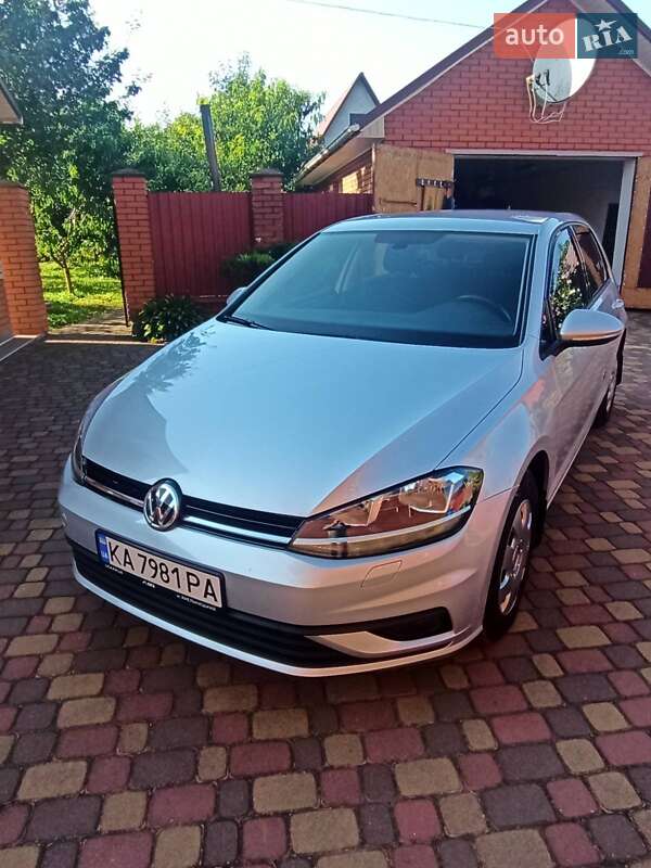 Volkswagen Golf 2020