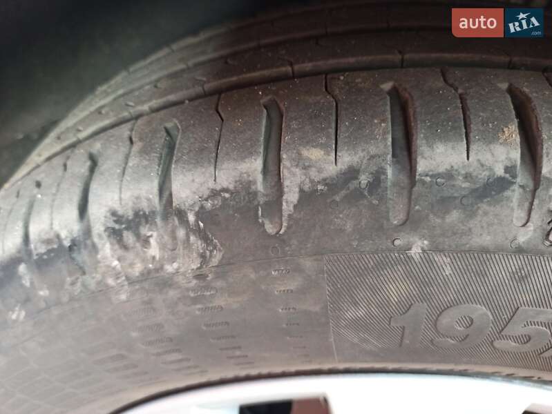 Хэтчбек Volkswagen Golf 2020 в Хмельницком