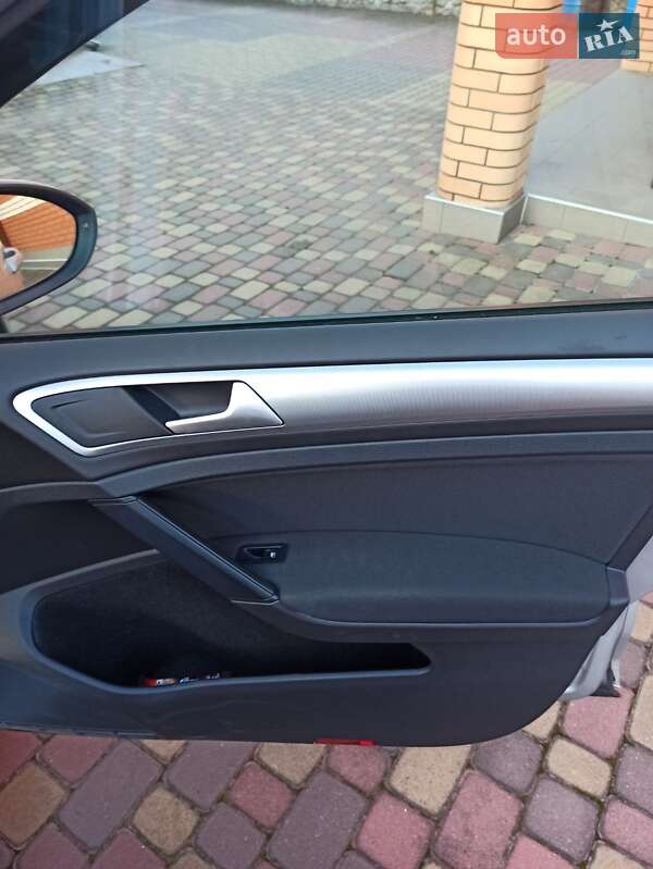 Хэтчбек Volkswagen Golf 2020 в Хмельницком