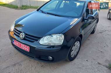 Хэтчбек Volkswagen Golf 2005 в Сумах