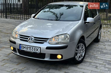 Хетчбек Volkswagen Golf 2005 в Охтирці