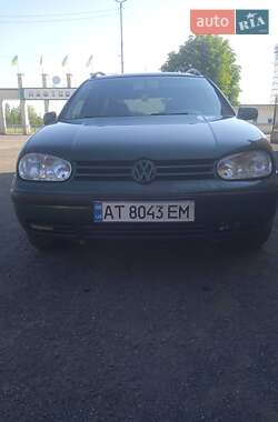 Универсал Volkswagen Golf 2000 в Долине