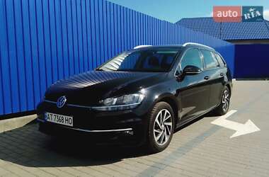 Універсал Volkswagen Golf 2018 в Калуші