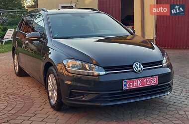Универсал Volkswagen Golf 2018 в Львове