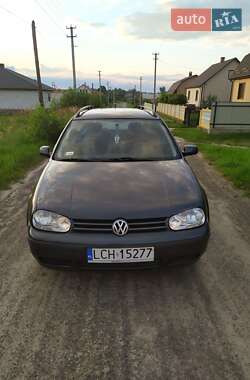 Універсал Volkswagen Golf 2000 в Рокитному
