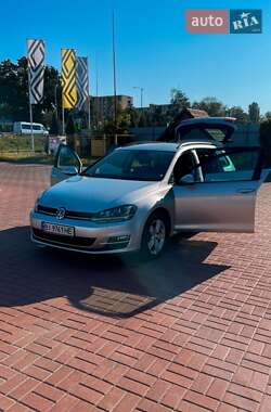 Универсал Volkswagen Golf 2015 в Полтаве