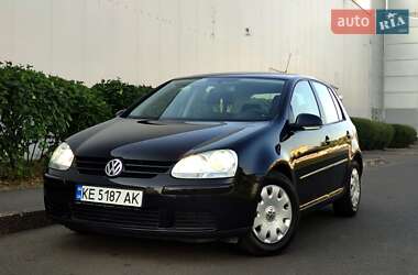 Хэтчбек Volkswagen Golf 2006 в Кривом Роге