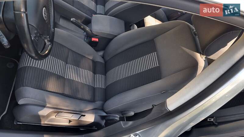 Хетчбек Volkswagen Golf 2008 в Подільську