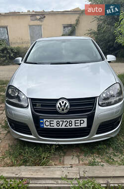 Хэтчбек Volkswagen Golf 2008 в Черновцах