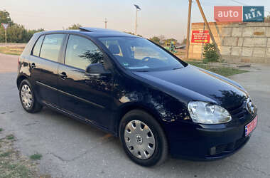 Хетчбек Volkswagen Golf 2006 в Новомиколаївці