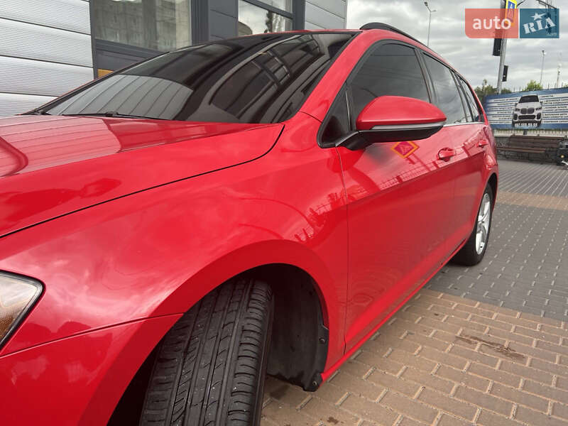 Універсал Volkswagen Golf 2015 в Білій Церкві