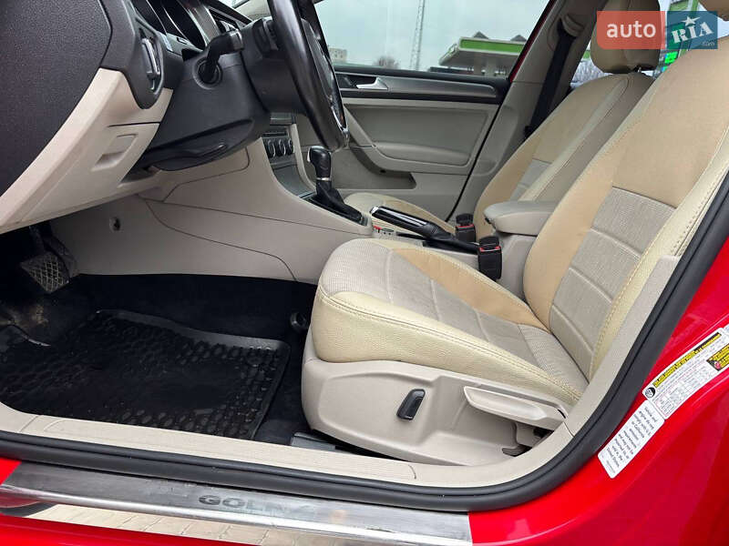 Універсал Volkswagen Golf 2015 в Білій Церкві