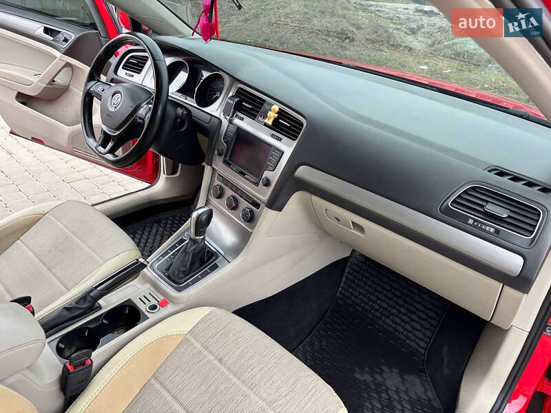 Універсал Volkswagen Golf 2015 в Білій Церкві