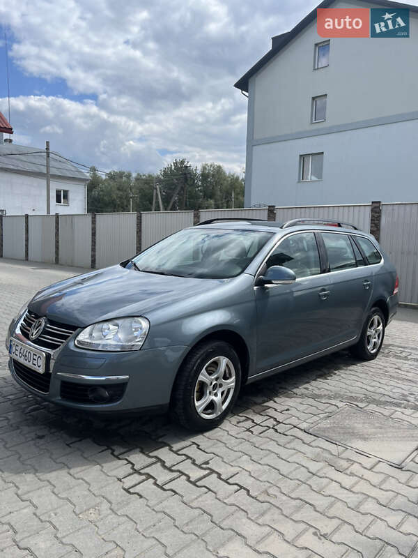 Универсал Volkswagen Golf 2007 в Черновцах
