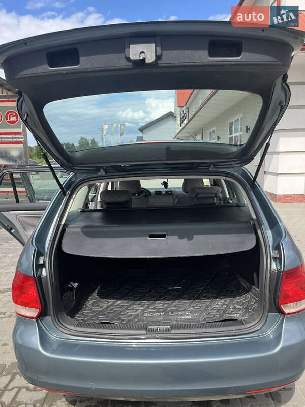 Универсал Volkswagen Golf 2007 в Черновцах