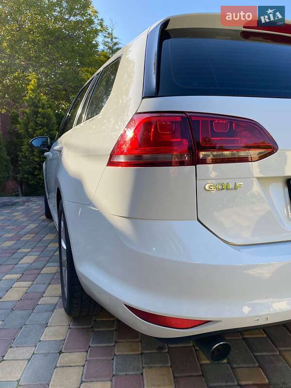 Універсал Volkswagen Golf 2016 в Одесі