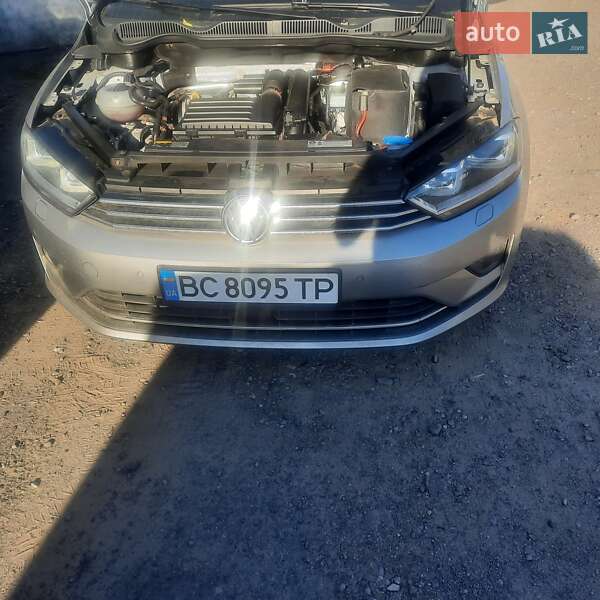 Хетчбек Volkswagen Golf 2015 в Львові