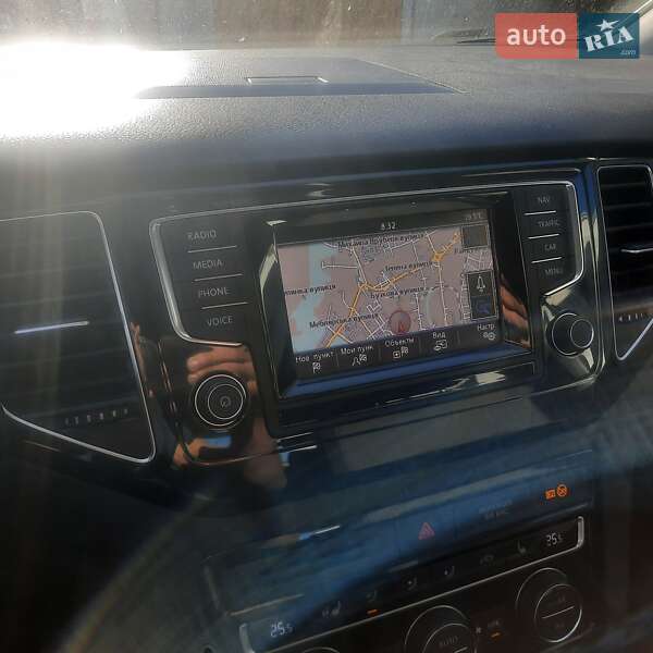 Хетчбек Volkswagen Golf 2015 в Львові