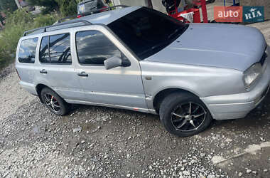 Универсал Volkswagen Golf 1998 в Ужгороде