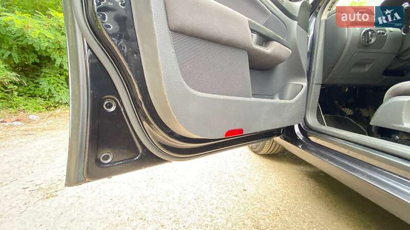 Універсал Volkswagen Golf 2009 в Коломиї