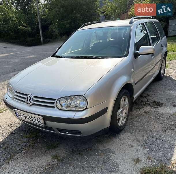Volkswagen Golf 2001