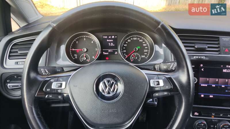 Універсал Volkswagen Golf 2018 в Черкасах