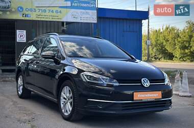 Универсал Volkswagen Golf 2019 в Сумах