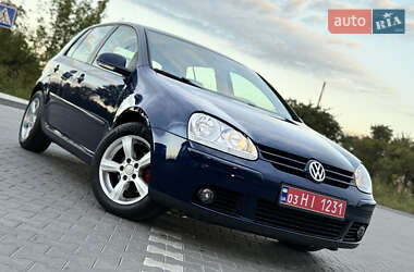 Хетчбек Volkswagen Golf 2008 в Володимирі