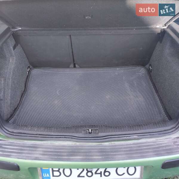 Хетчбек Volkswagen Golf 1998 в Тернополі