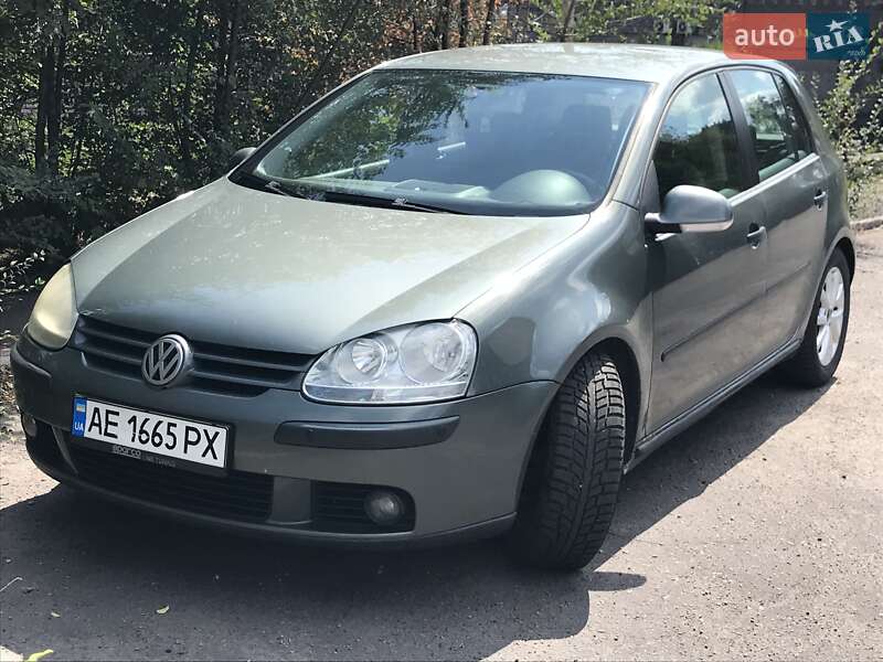 Volkswagen Golf 2004