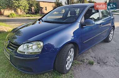 Хетчбек Volkswagen Golf 2005 в Христинівці