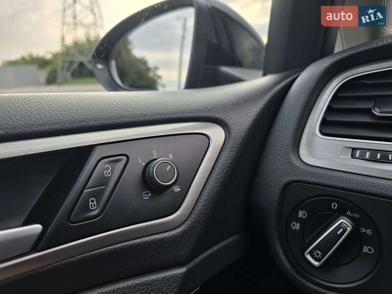 Универсал Volkswagen Golf 2015 в Белой Церкви